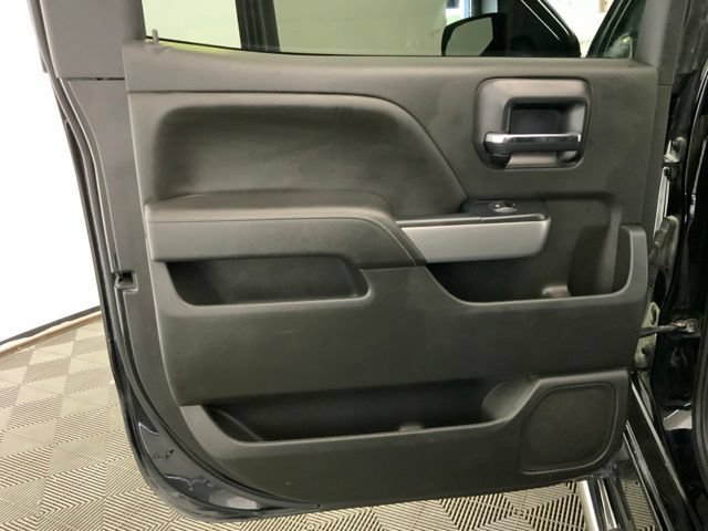 Used 2018 Chevrolet Silverado 1500 LT w/ All Star Edition AWD/4WD image 34