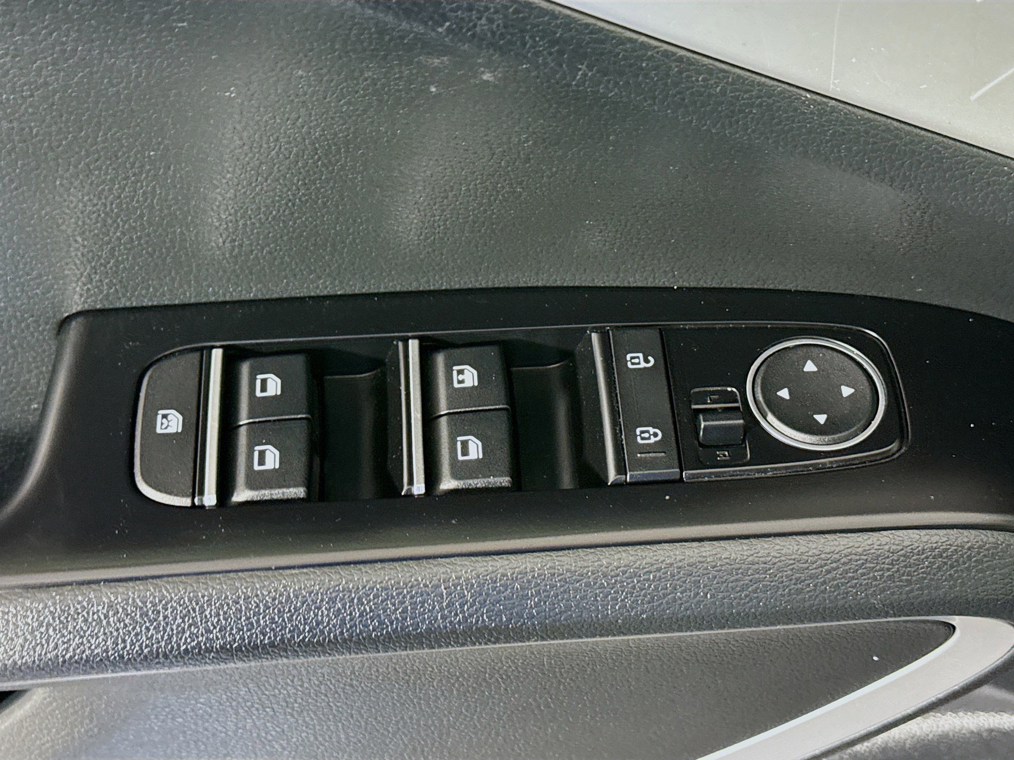 Used 2023 Kia Soul LX w/ LX Technology Package FWD image 23