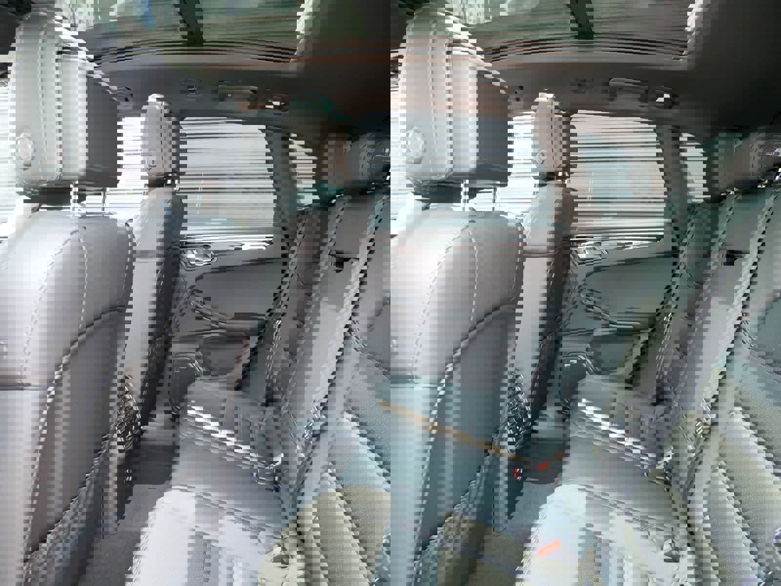 New 2025 Porsche Macan image 9