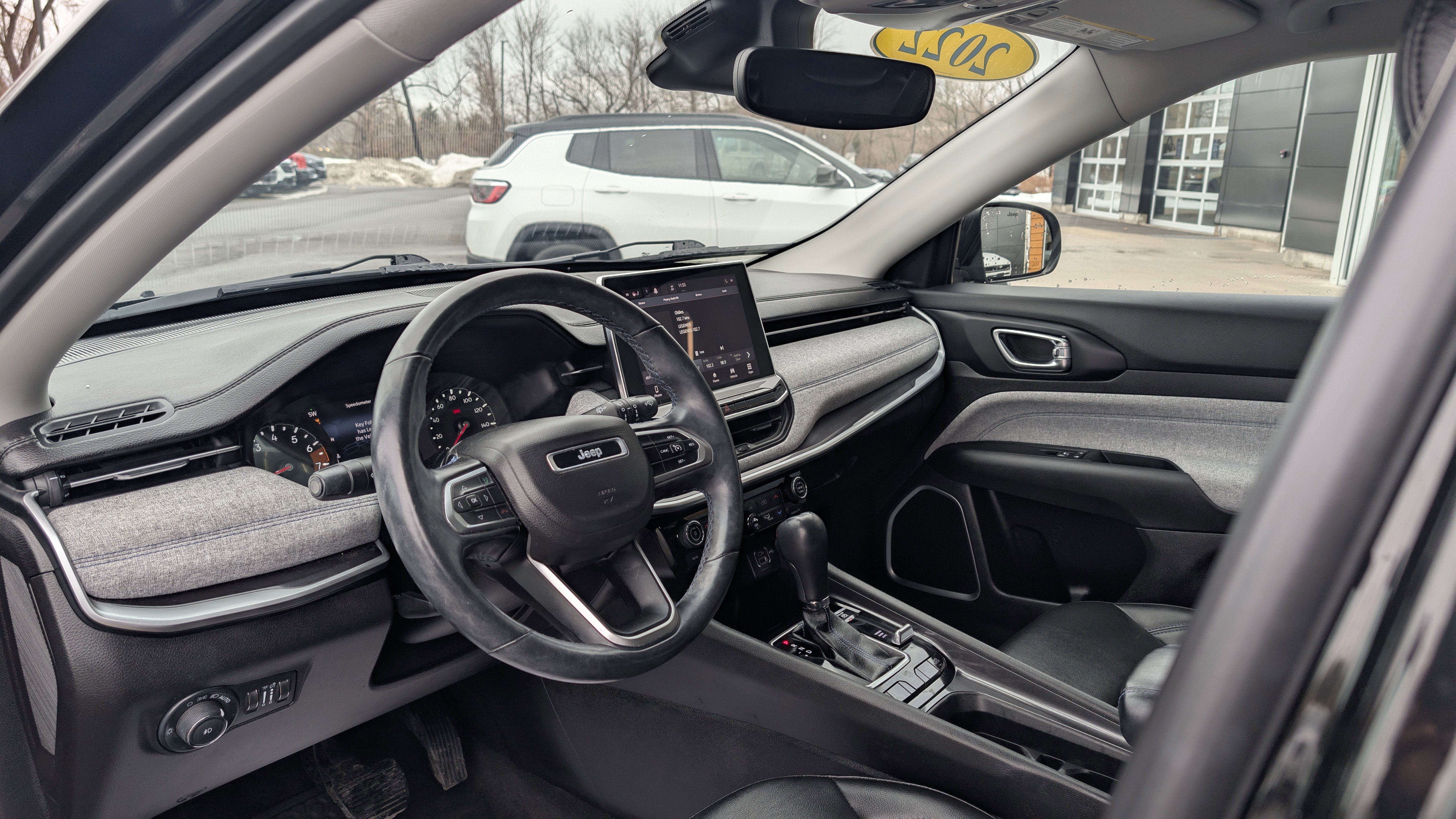 Used 2022 Jeep Compass Latitude w/ Convenience Group image 17