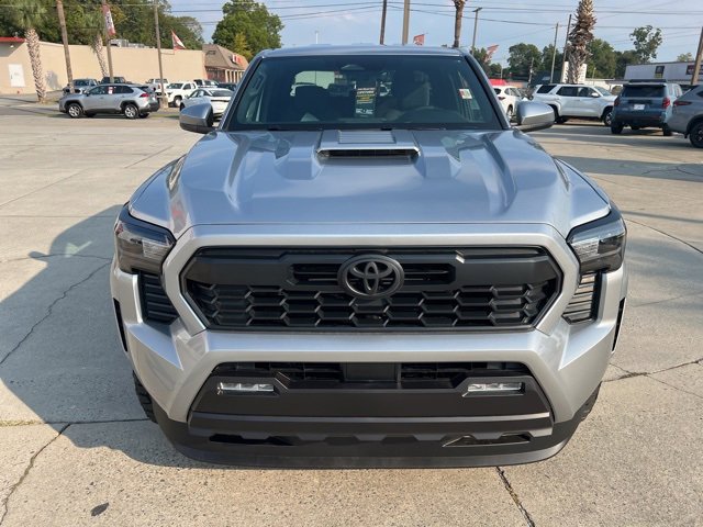New 2025 Toyota Tacoma TRD Sport image 3