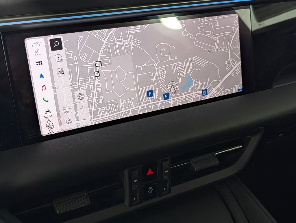 New 2026 Porsche Macan 4 Electric image 31