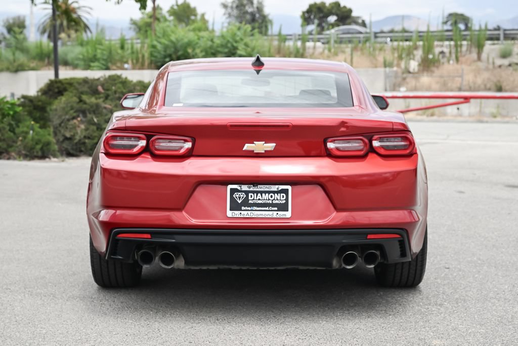 Used 2021 Chevrolet Camaro LT RWD image 5