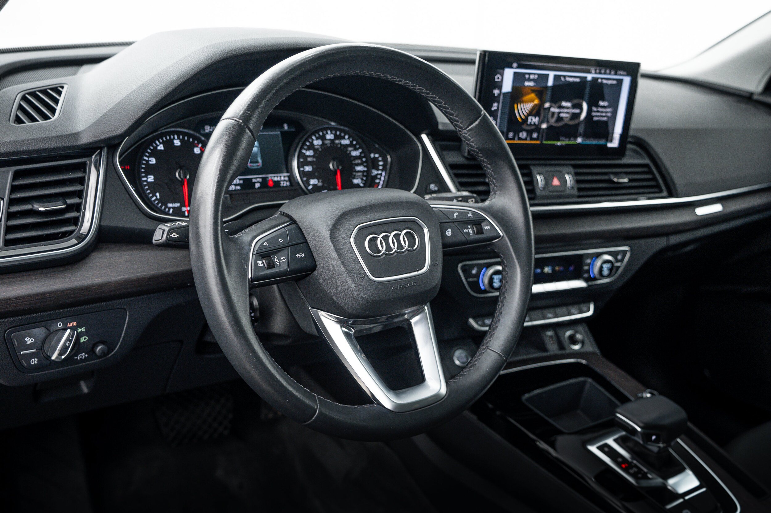 Certified 2023 Audi Q5 2.0T Premium w/ Convenience Package AWD/4WD image 11
