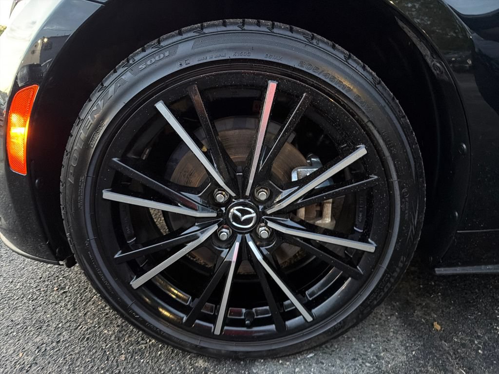 Certified 2025 MAZDA MX-5 Miata RF Grand Touring RWD image 32