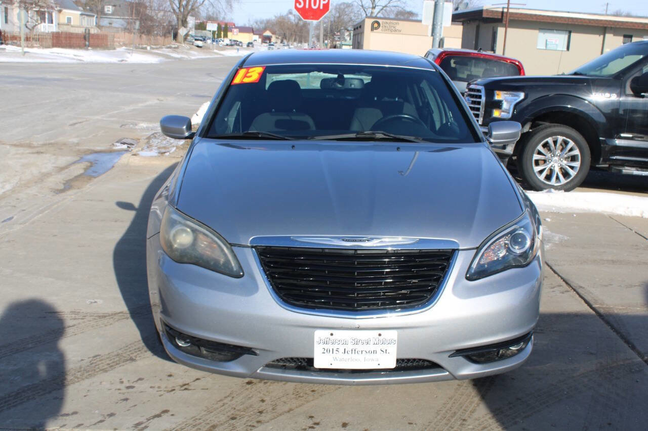 Used 2013 Chrysler 200 Touring w/ S Exterior Appearance Pkg image 3