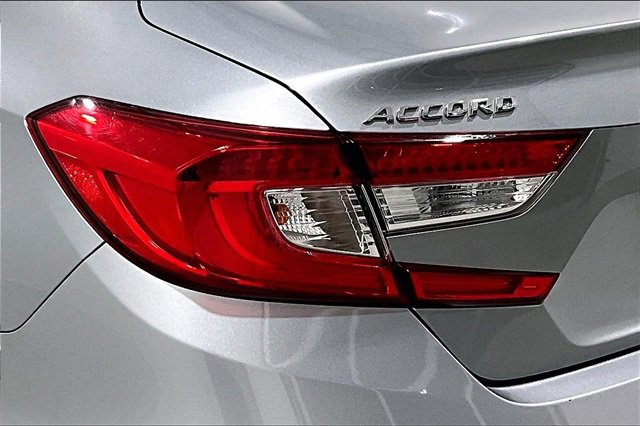 Used 2019 Honda Accord Touring image 40