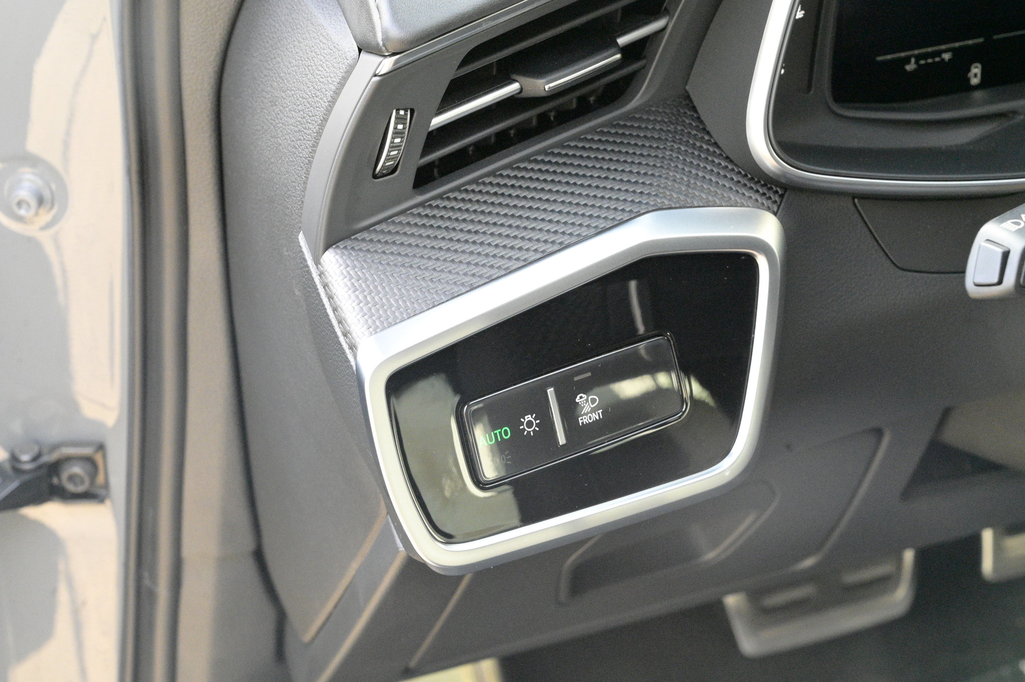 Used 2025 Audi RS 6 performance image 22