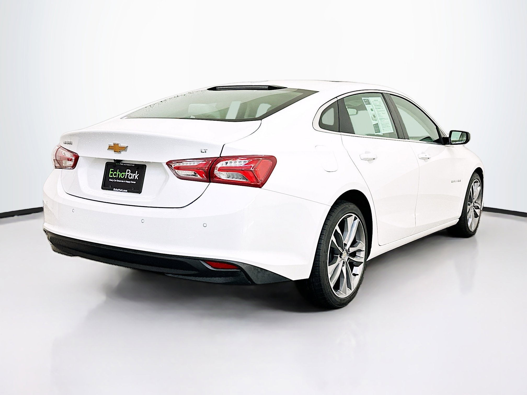 Used 2024 Chevrolet Malibu LT image 9