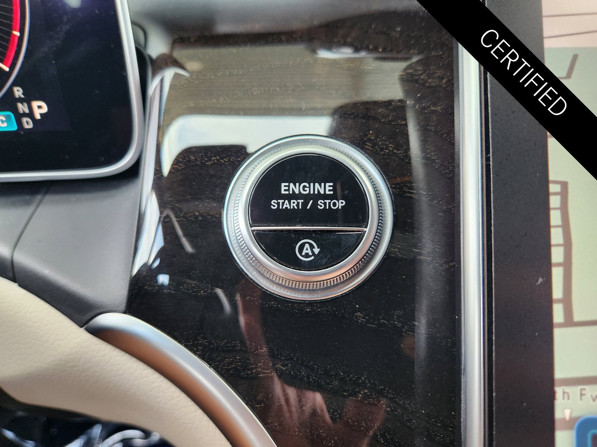 Certified 2024 Mercedes-Benz GLC 300 image 21