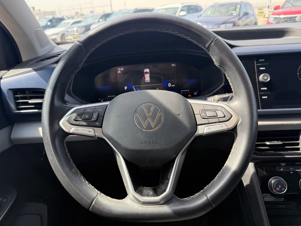 Used 2023 Volkswagen Taos SE FWD image 17