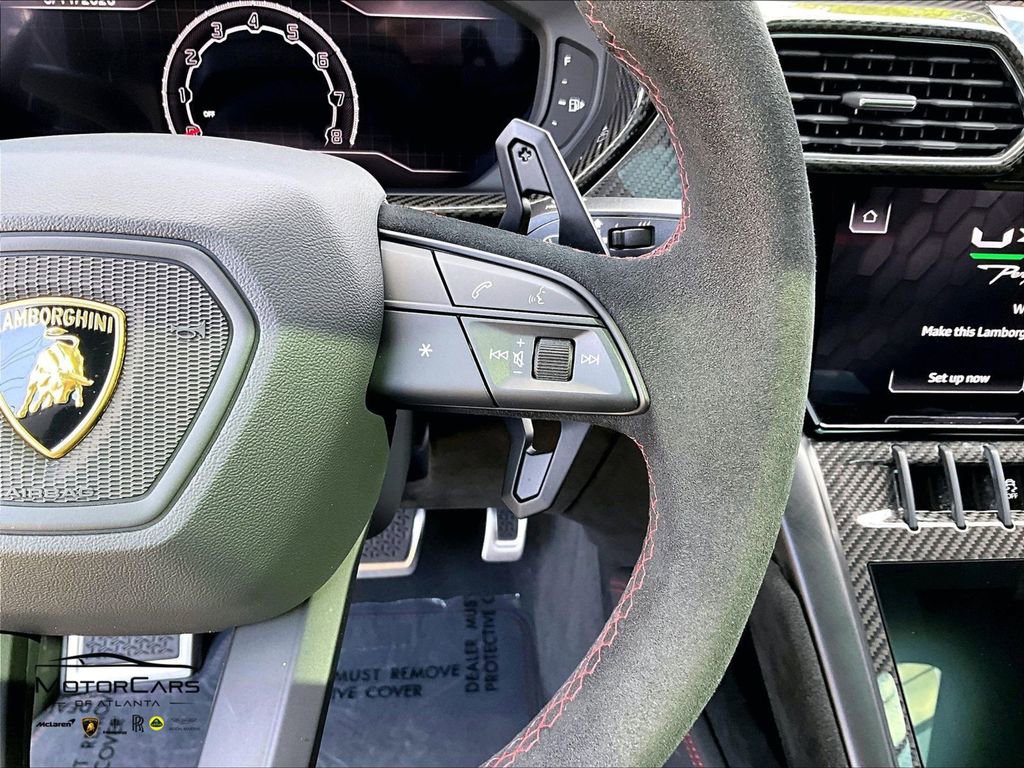 Used 2023 Lamborghini Urus Performante AWD/4WD image 17