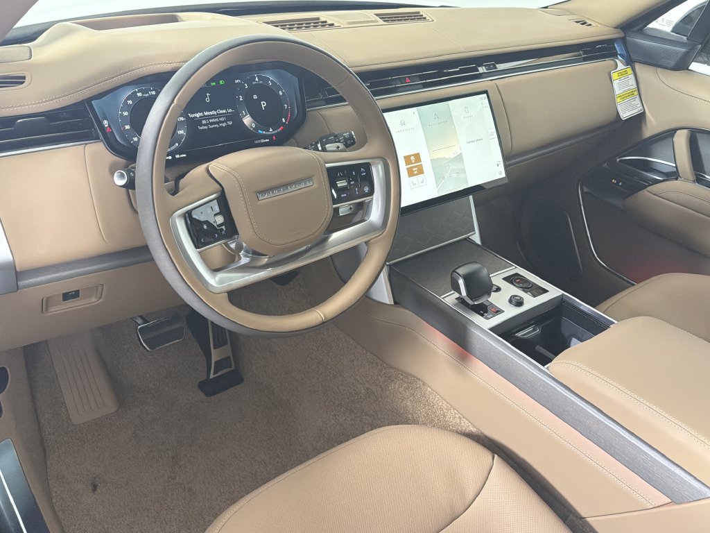 New 2027 Land Rover Range Rover SV AWD/4WD image 4
