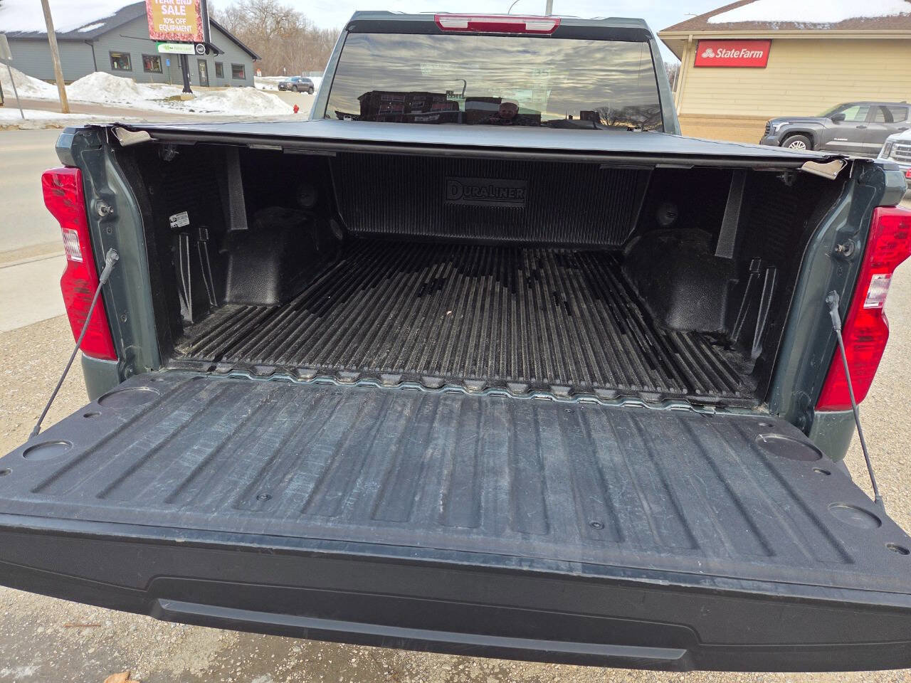 Used 2025 Chevrolet Silverado 1500 LT image 17