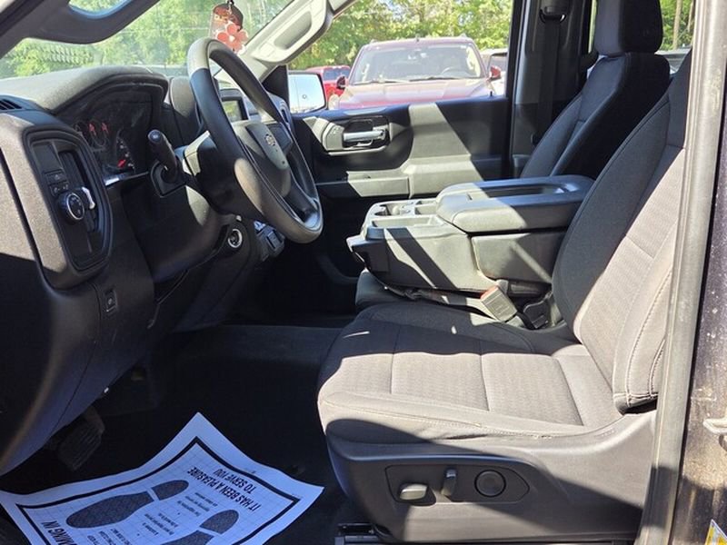 Used 2022 Chevrolet Silverado 1500 Custom RWD image 6