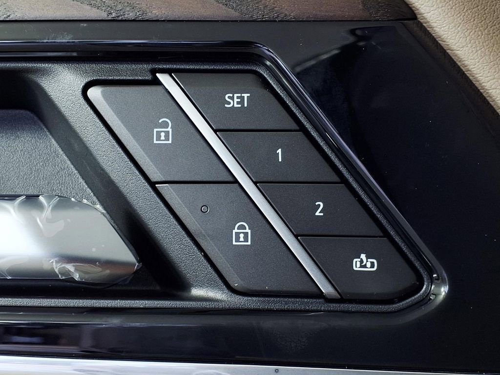 New 2026 GMC Yukon Denali RWD image 16