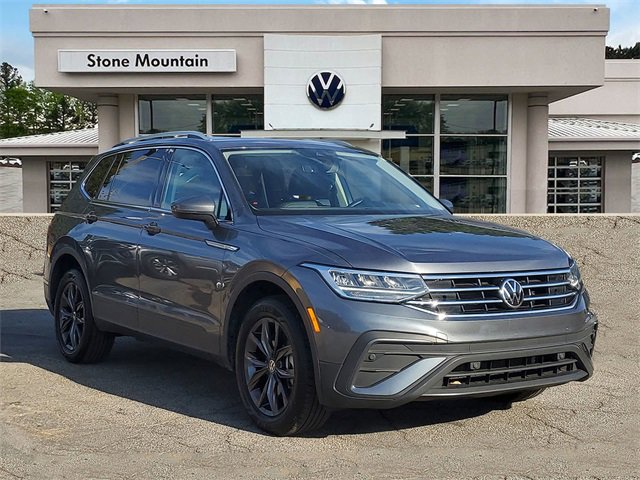 Certified 2023 Volkswagen Tiguan SE
