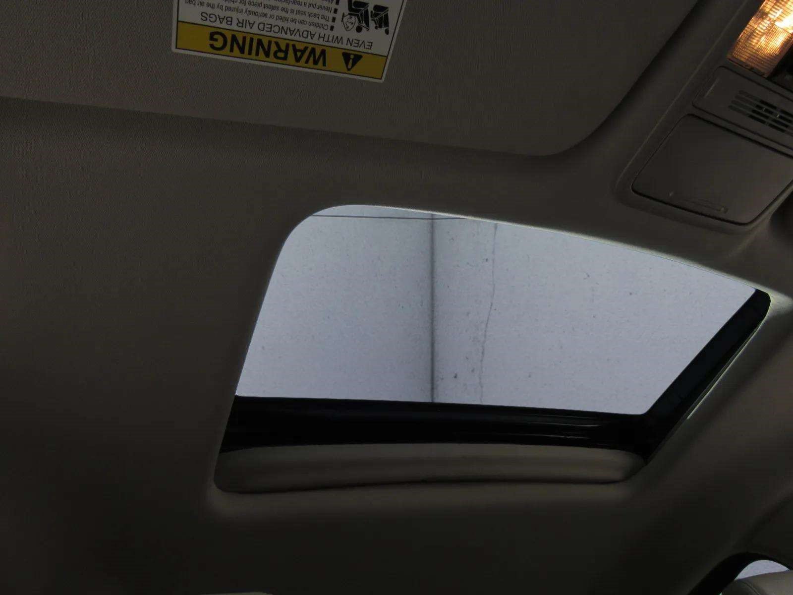 Certified 2025 Honda Odyssey EX-L image 8