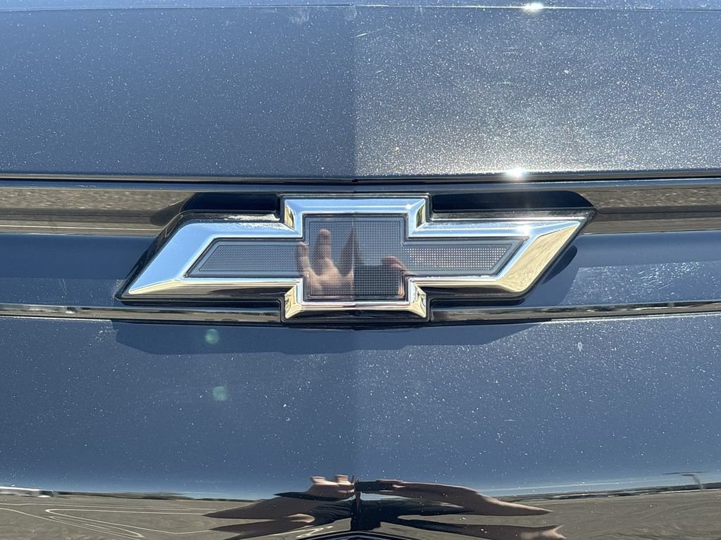 New 2027 Chevrolet Bolt LT w/ Comfort Package FWD image 31