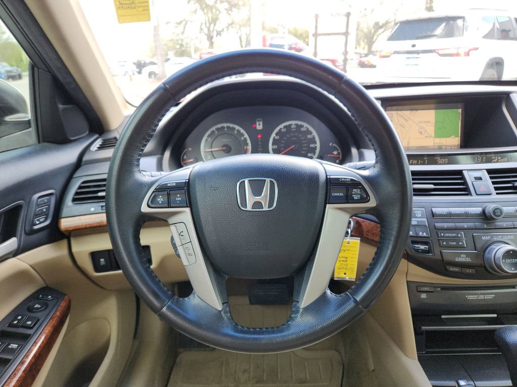 Used 2011 Honda Accord EX-L image 12