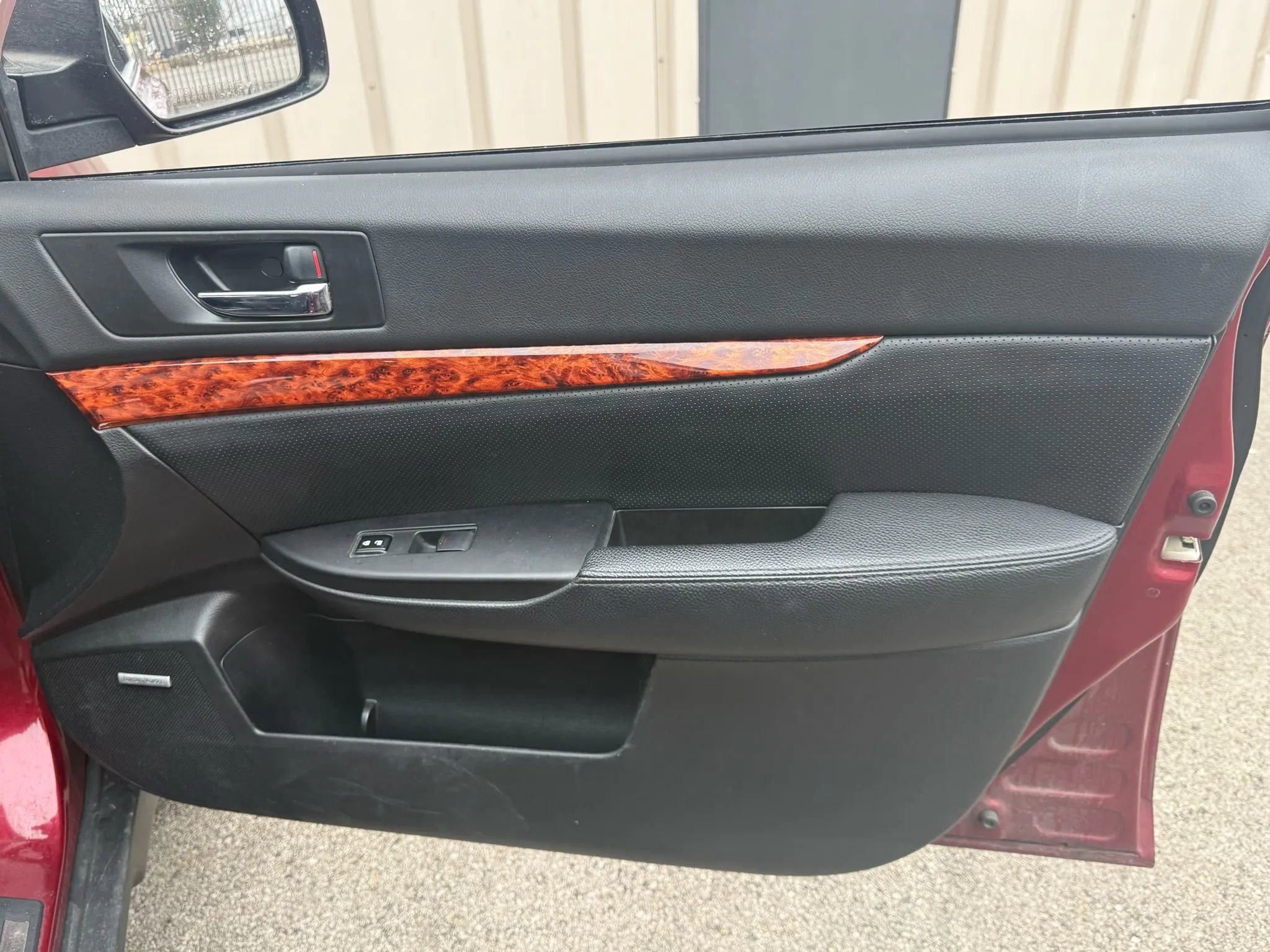 Used 2012 Subaru Outback 2.5i Limited w/ Moonroof Pkg image 21