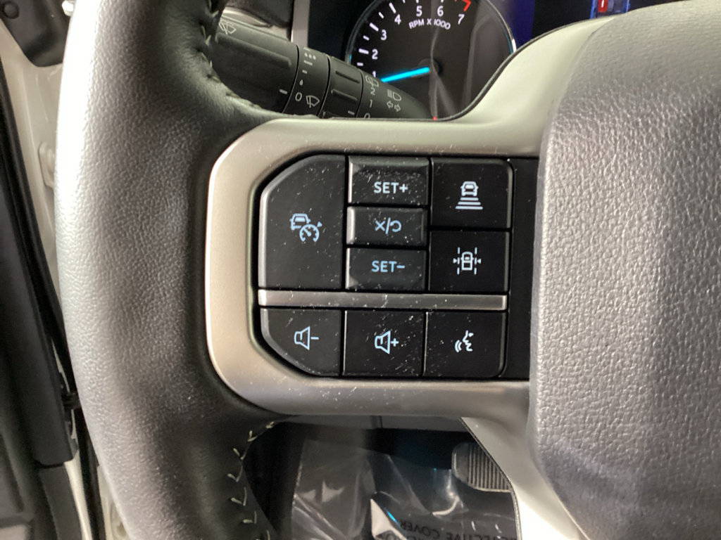 Used 2024 Ford Expedition XLT AWD/4WD image 26