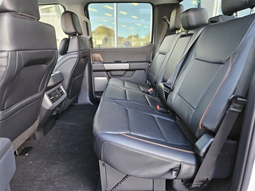 New 2025 Ford F350 Lariat w/ Lariat Ultimate Package image 16