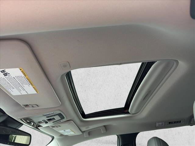 Used 2025 Toyota Sienna XLE AWD/4WD image 22