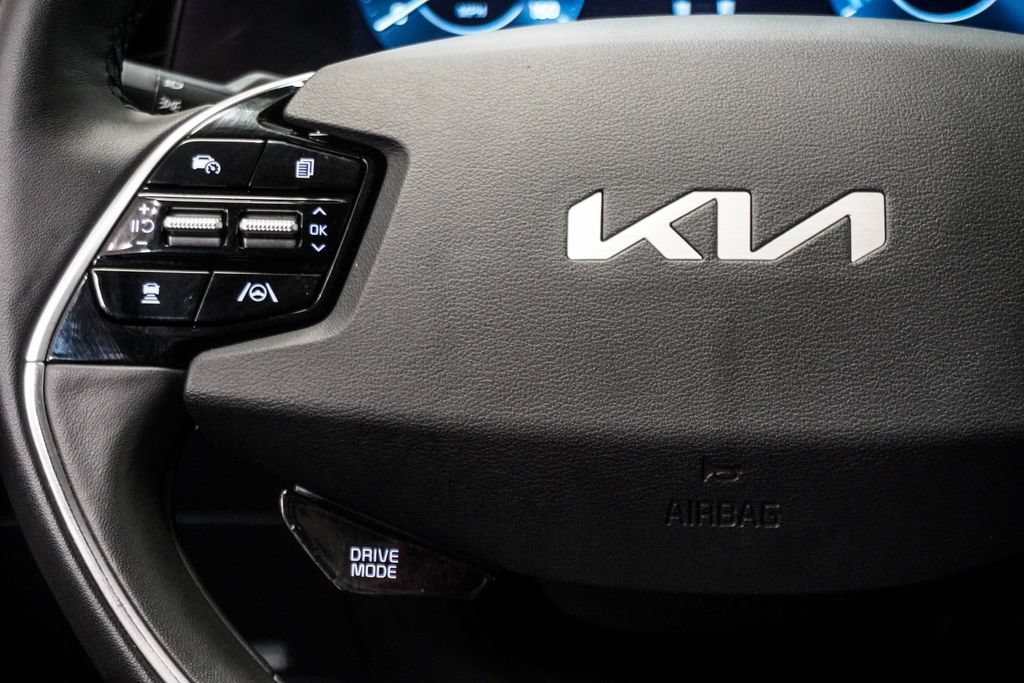 Used 2024 Kia Niro Wind w/ Wind Preserve Package FWD image 15