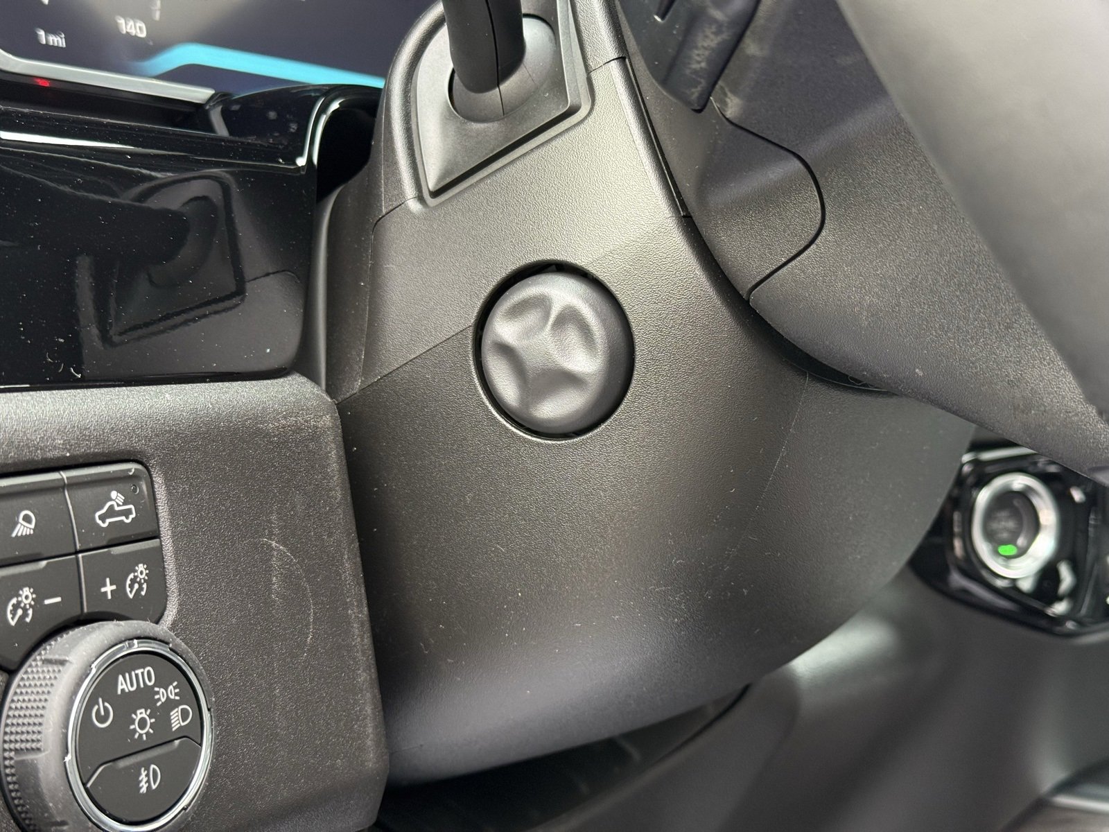 New 2026 Chevrolet Silverado 1500 LTZ w/ LTZ Premium Package image 32