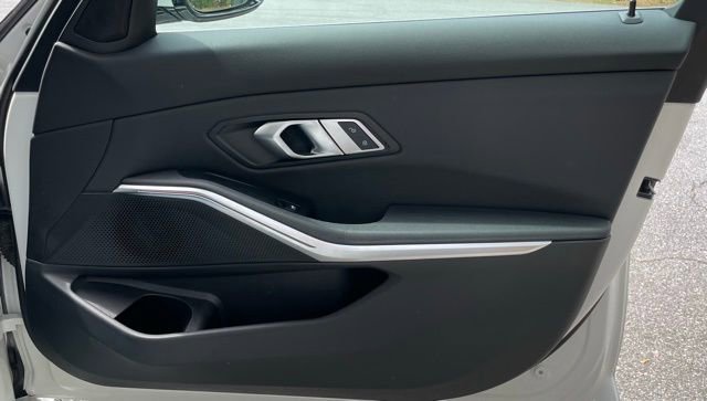 Used 2021 BMW 330i Sedan w/ Convenience Package image 19