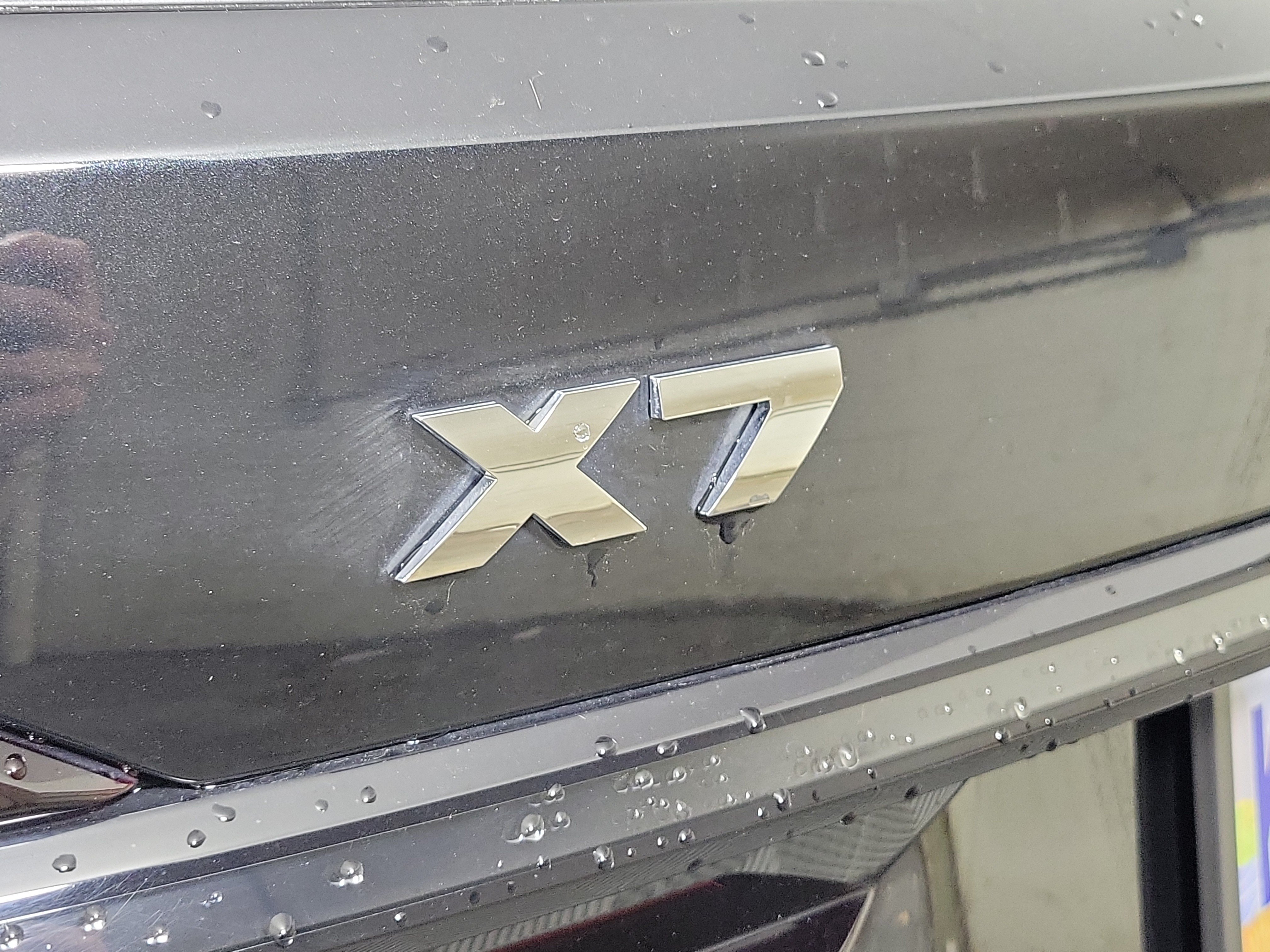 Certified 2025 BMW X7 M60i AWD/4WD image 24