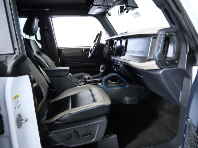 Used 2024 Ford Bronco Wildtrak AWD/4WD image 11