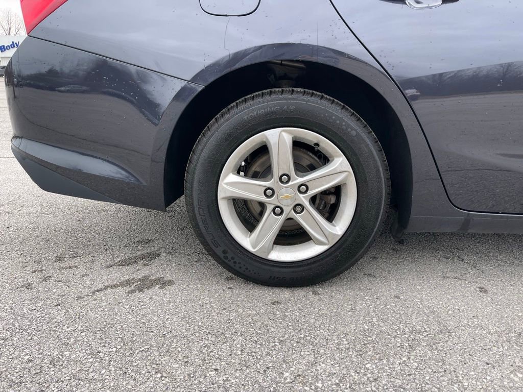 Used 2022 Chevrolet Malibu LS image 11