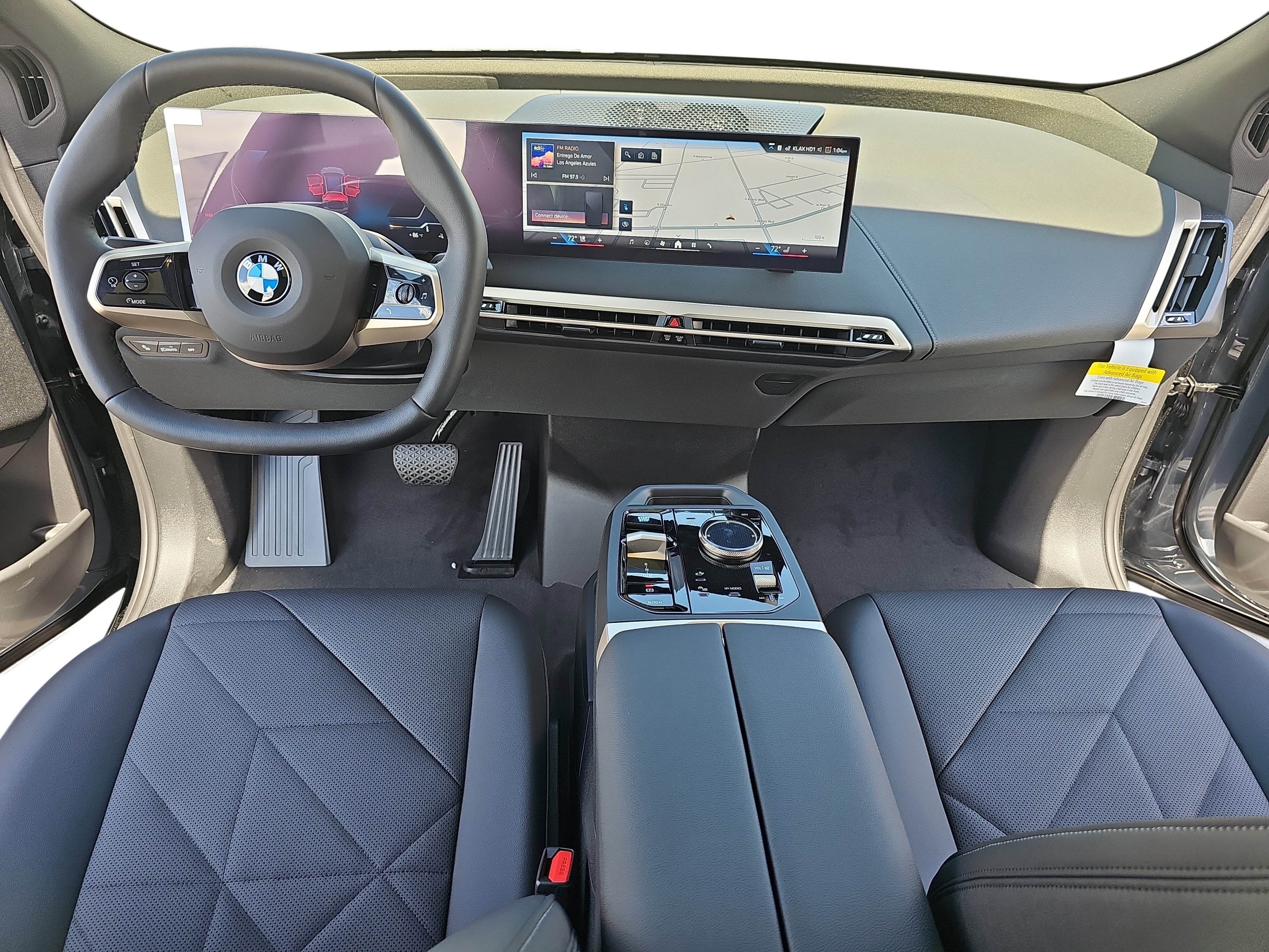 New 2026 BMW iX xDrive60 w/ Premium Package image 9