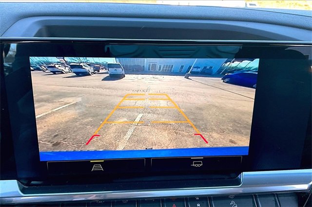 Used 2022 Chevrolet Silverado 1500 LT w/ Z71 Off-Road Package image 15