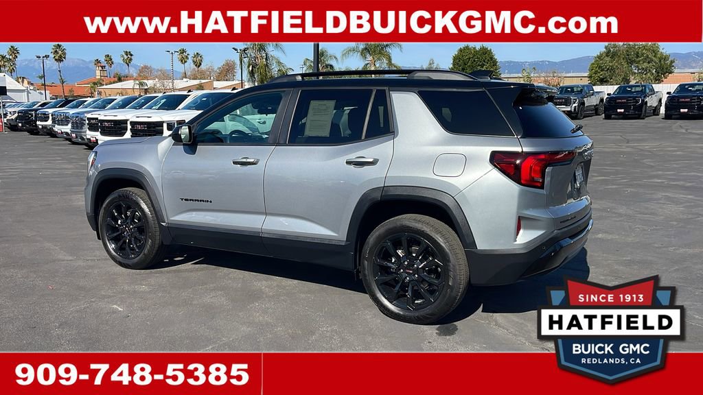 Used 2026 GMC Terrain Elevation w/ Black Edition image 3