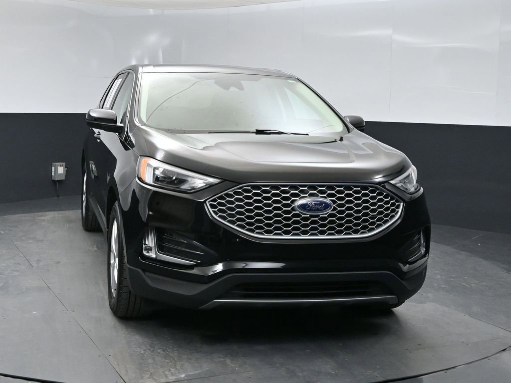 Used 2023 Ford Edge SEL w/ Convenience Package AWD/4WD image 6