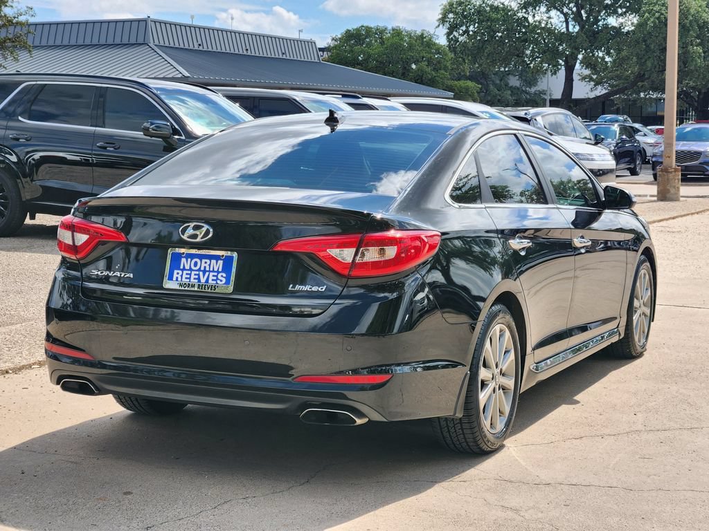 Used 2017 Hyundai Sonata Limited w/ Ultimate Package 04 FWD image 7