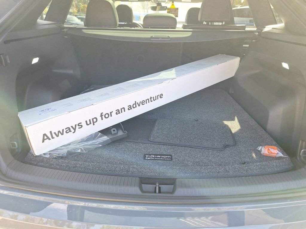 New 2026 Volkswagen Atlas Cross Sport SEL R-Line image 26