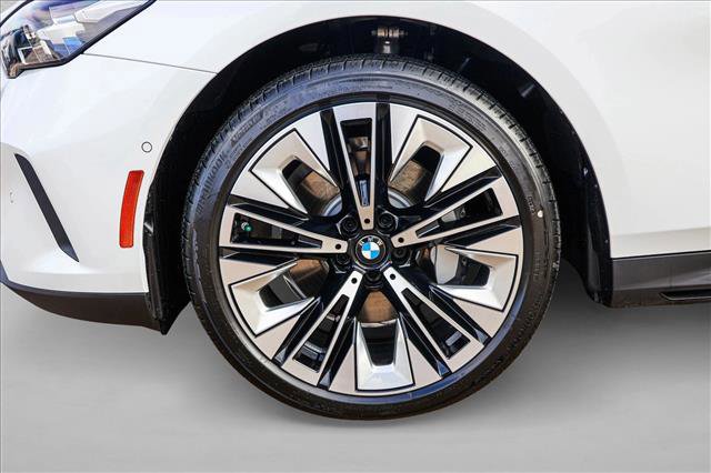 New 2026 BMW 530i xDrive image 9