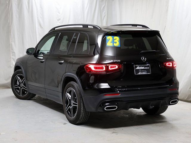 Certified 2023 Mercedes-Benz GLB 250 4MATIC image 11