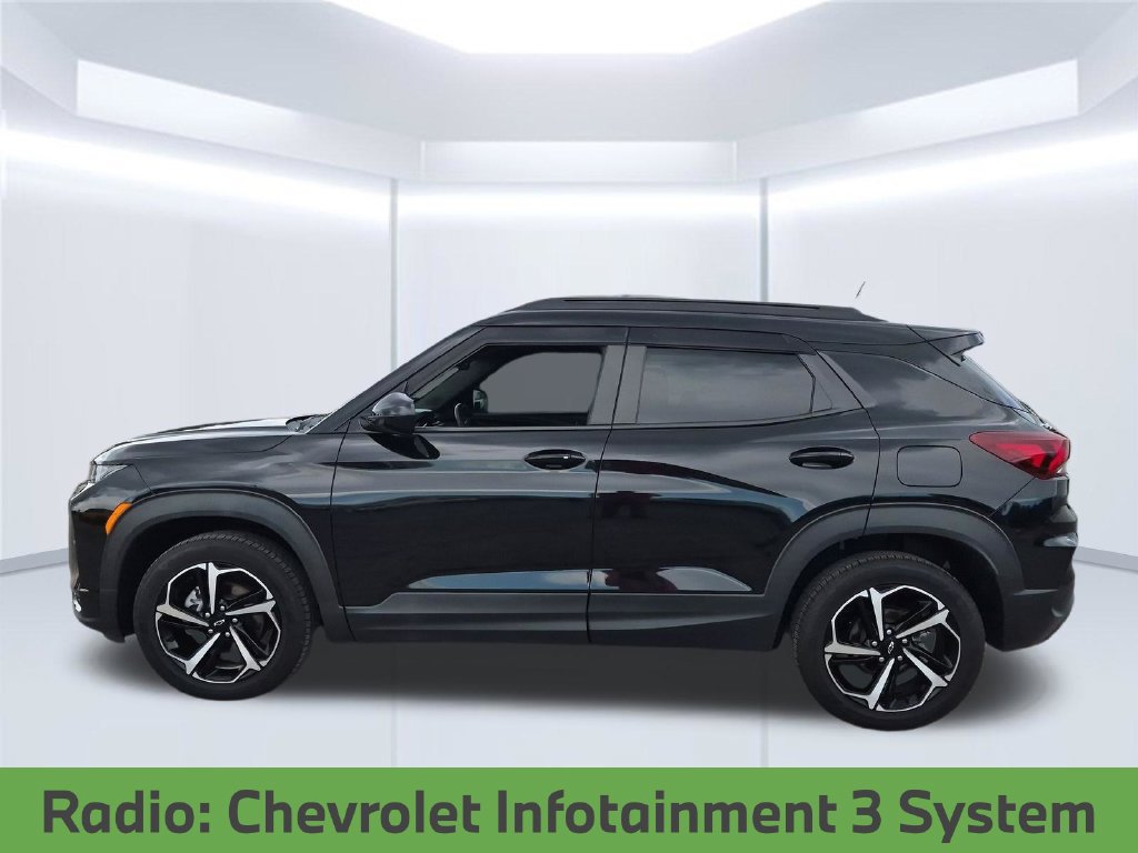Used 2023 Chevrolet TrailBlazer RS w/ Convenience Package AWD/4WD image 2
