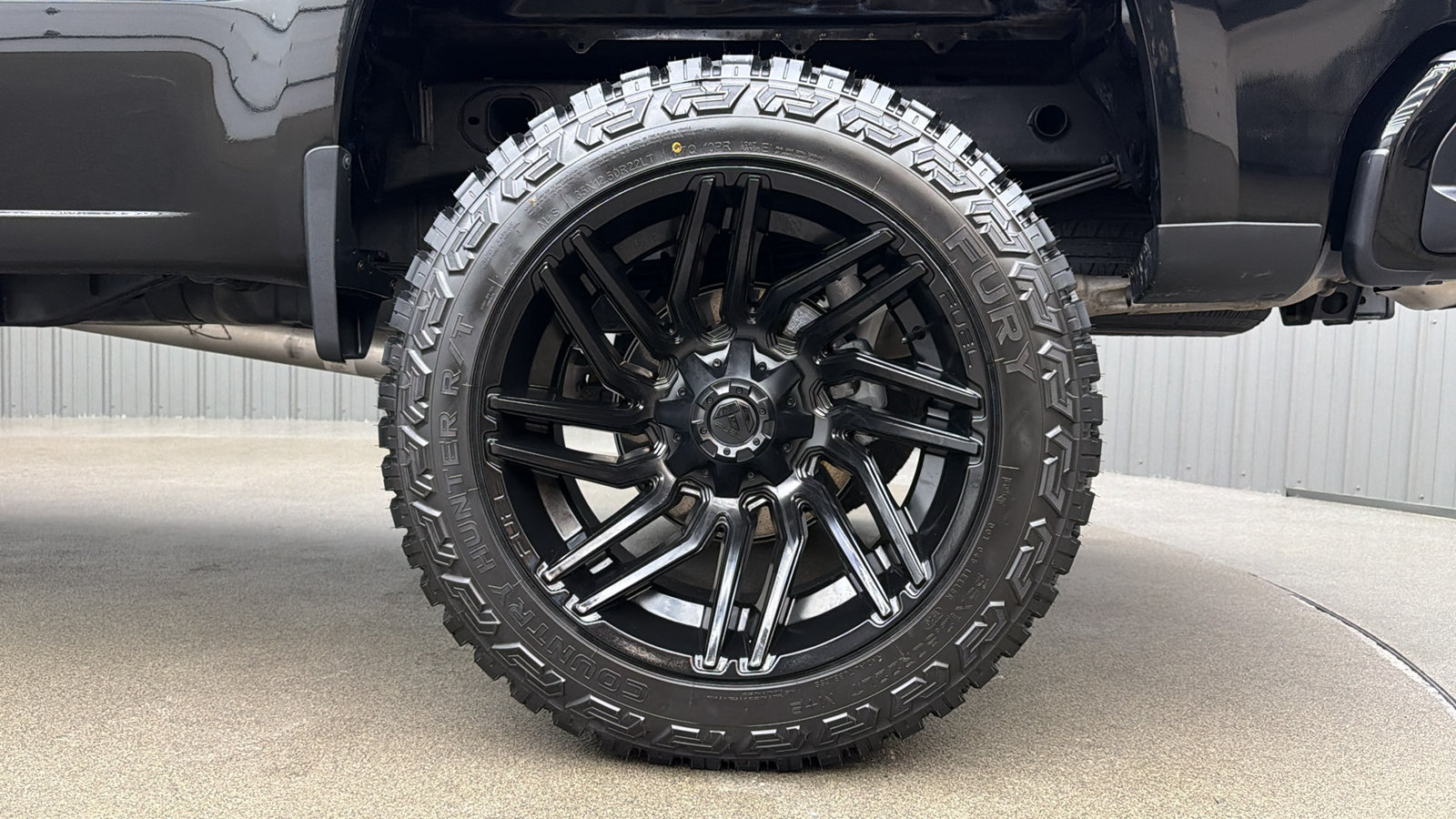 Used 2025 Chevrolet Silverado 1500 LT Trail Boss w/ Convenience Package II AWD/4WD image 13