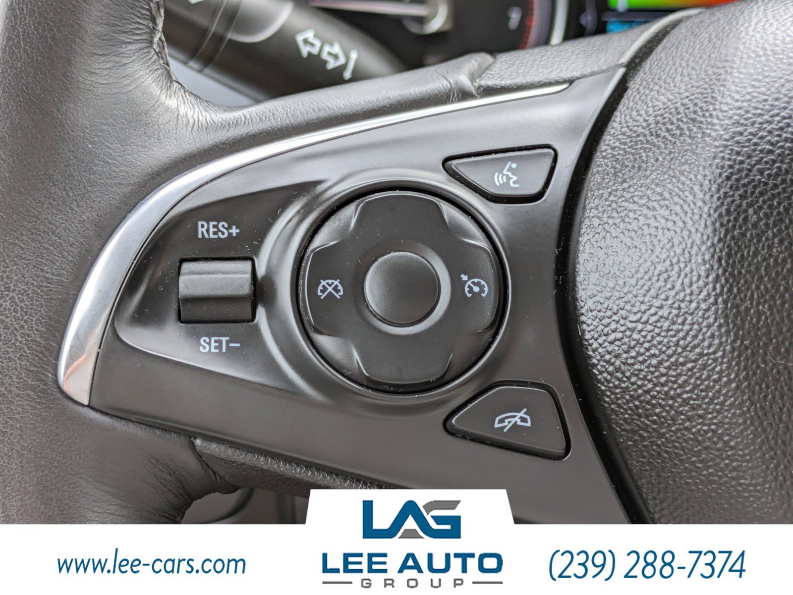 Used 2019 Buick Enclave Essence FWD image 20