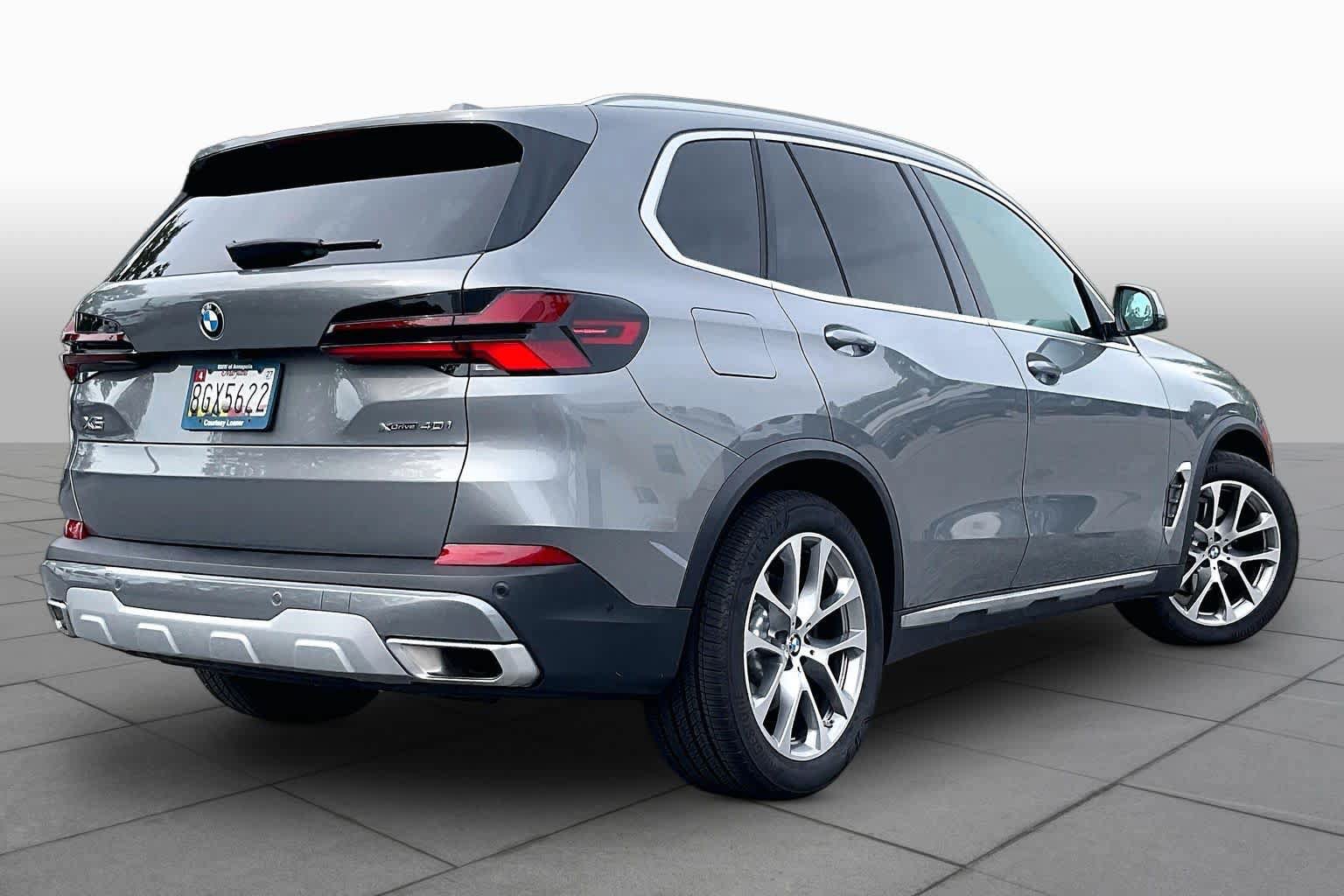 Used 2026 BMW X5 xDrive40i w/ Executive Package AWD/4WD image 12