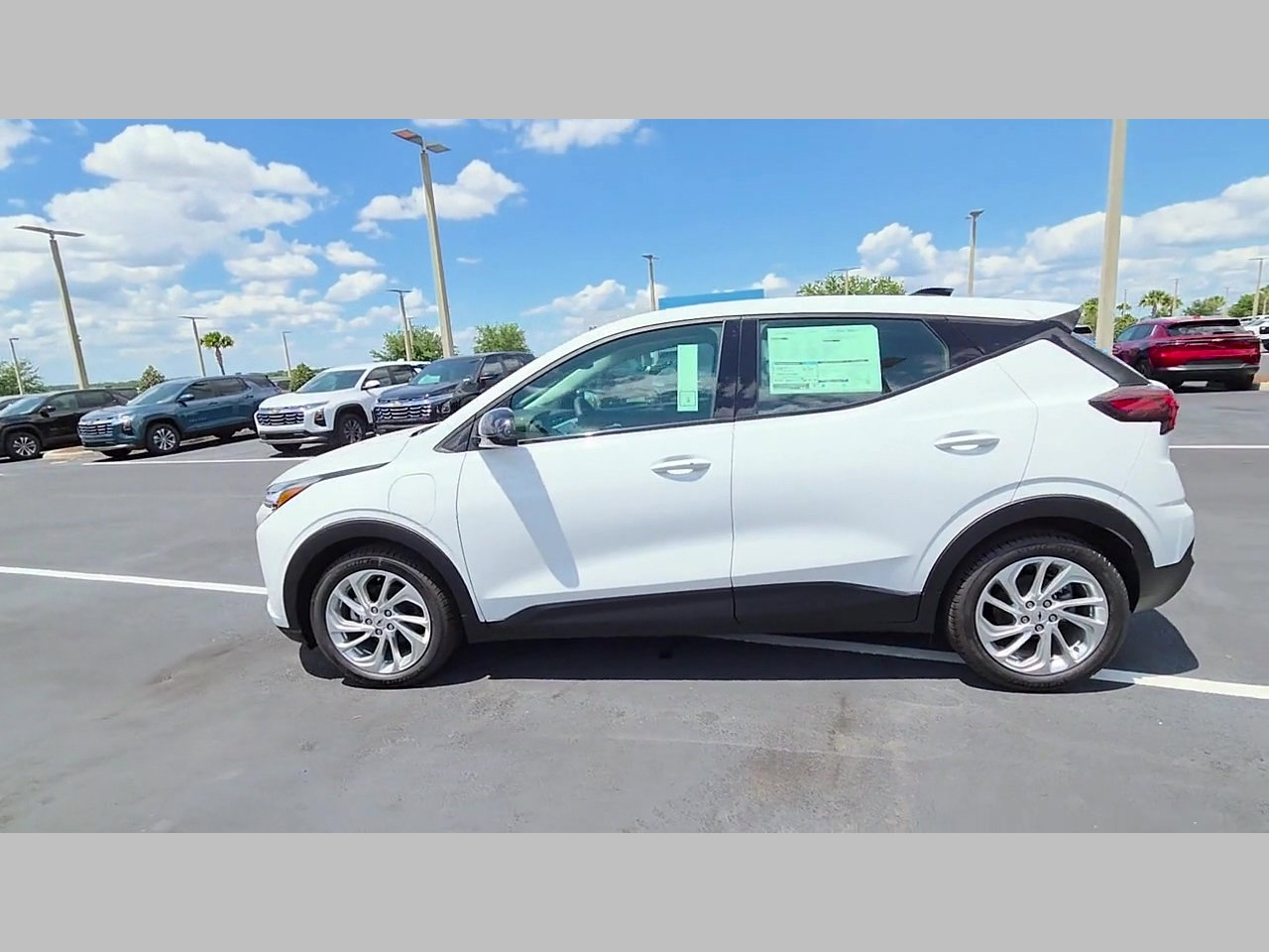 New 2027 Chevrolet Bolt LT w/ Comfort Package FWD image 19