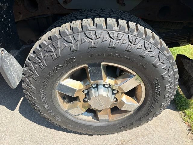 Used 2015 GMC Sierra 2500 SLT AWD/4WD image 12