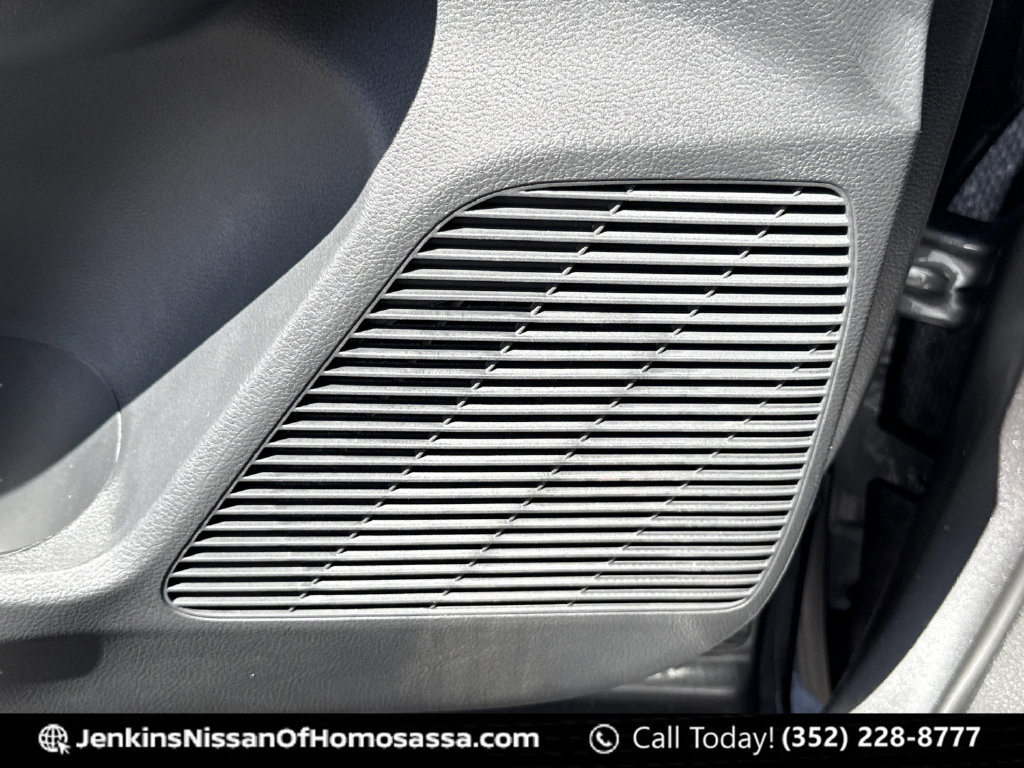 New 2026 Nissan Kicks SR w/ SR Premium Package FWD image 26