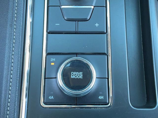 Used 2024 Ford Expedition XLT image 26